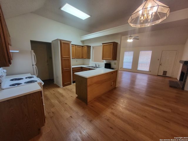 12122 Netherwood, San Antonio, TX 78253