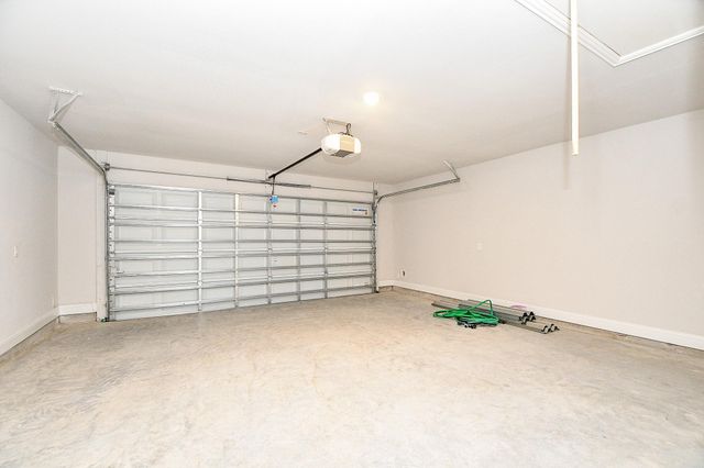 2700 Diamond Reef Lane, Texas City, TX 77568
