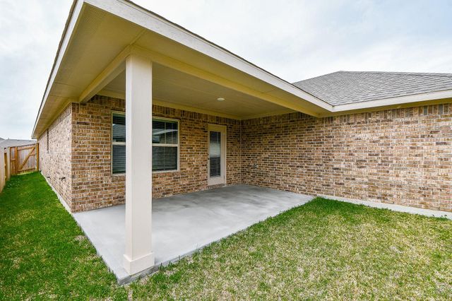 2700 Diamond Reef Lane, Texas City, TX 77568