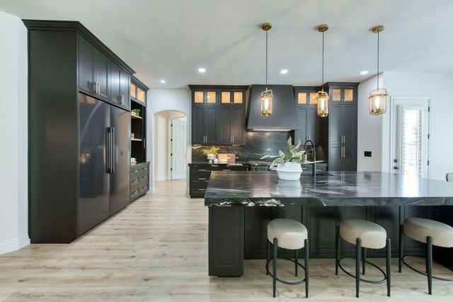 1558 N Oxford Avenue, Clovis, CA 93619