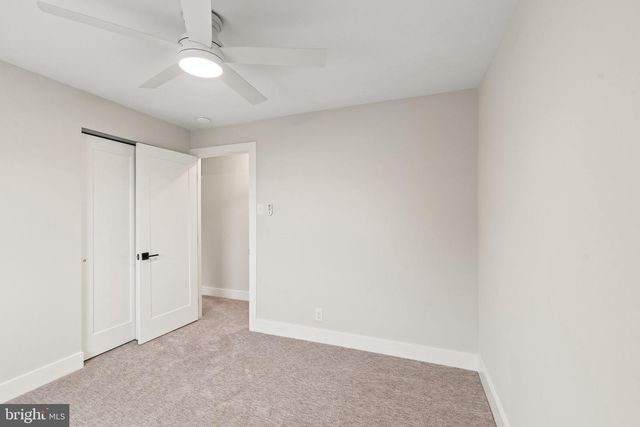 14 MONTCLAIR DR, Delran, NJ 08075