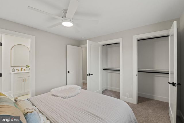 14 MONTCLAIR DR, Delran, NJ 08075