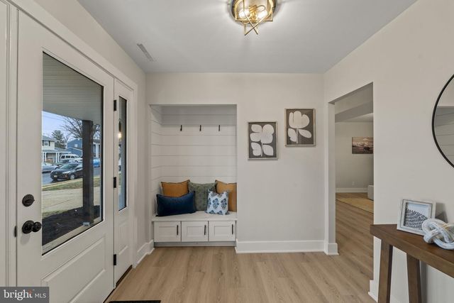 14 MONTCLAIR DR, Delran, NJ 08075