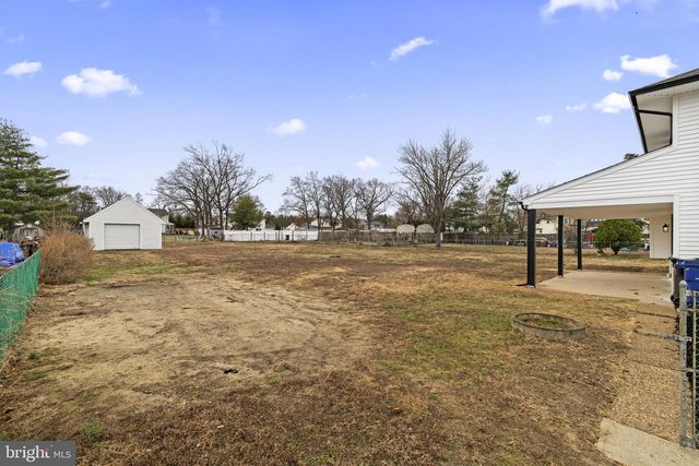 14 MONTCLAIR DR, Delran, NJ 08075