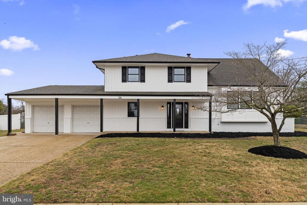 14 MONTCLAIR DR, Delran, NJ 08075