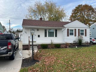 1381 Junior Drive, Maumee, OH 43537