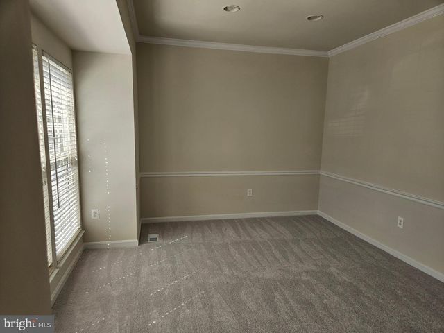 18562 SIERRA SPRINGS SQ, Leesburg, VA 20176