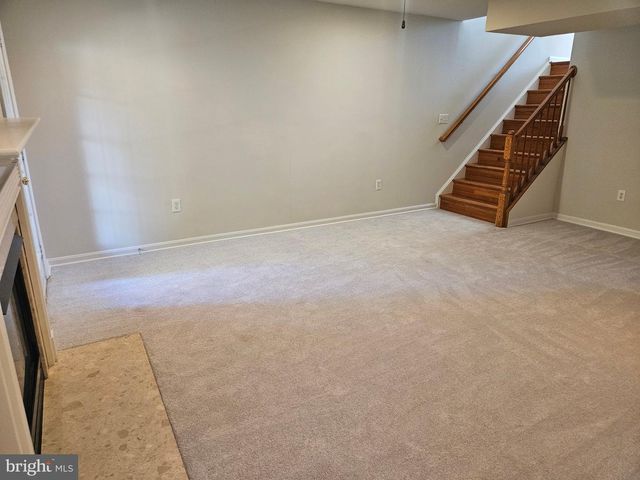 18562 SIERRA SPRINGS SQ, Leesburg, VA 20176