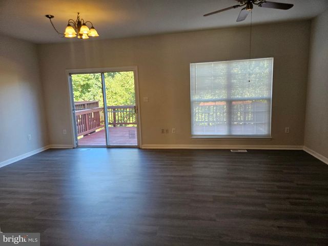 18562 SIERRA SPRINGS SQ, Leesburg, VA 20176
