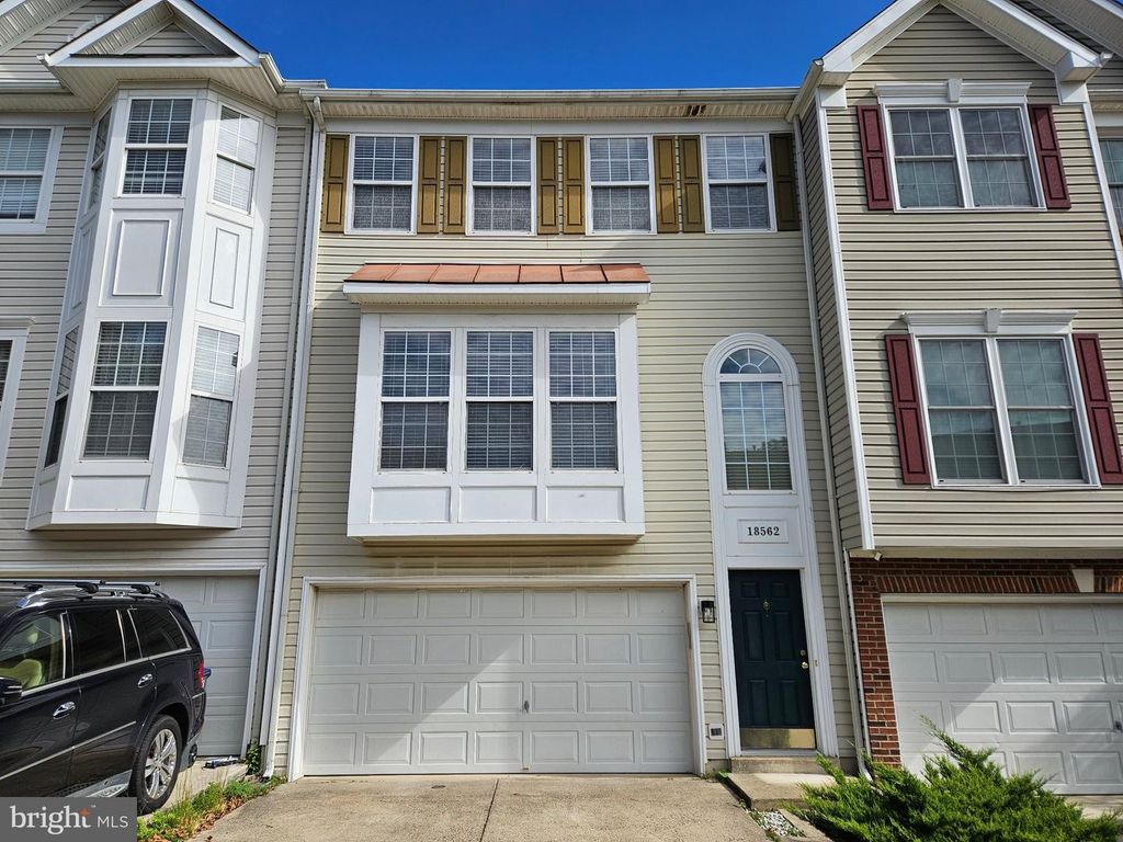 18562 SIERRA SPRINGS SQ, Leesburg, VA 20176
