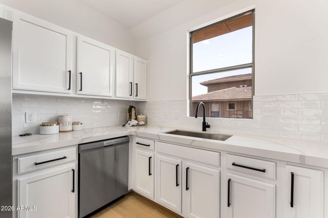 20100 N 78TH Place 2130, Scottsdale, AZ 85255