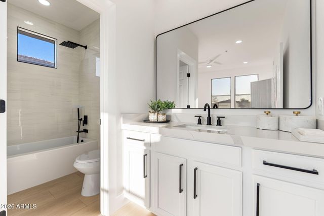 20100 N 78TH Place 2130, Scottsdale, AZ 85255