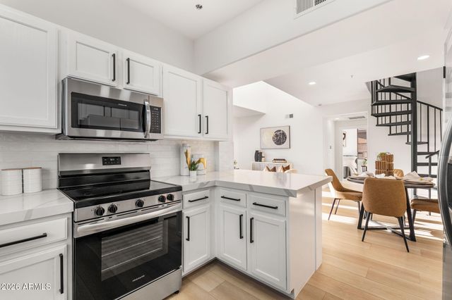 20100 N 78TH Place 2130, Scottsdale, AZ 85255