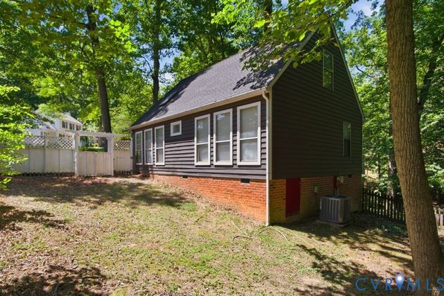 13 Redbridge Ter, North Chesterfield, VA 23236