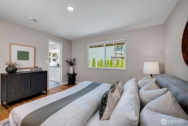 14004 SE 20th Street, Bellevue, WA 98007