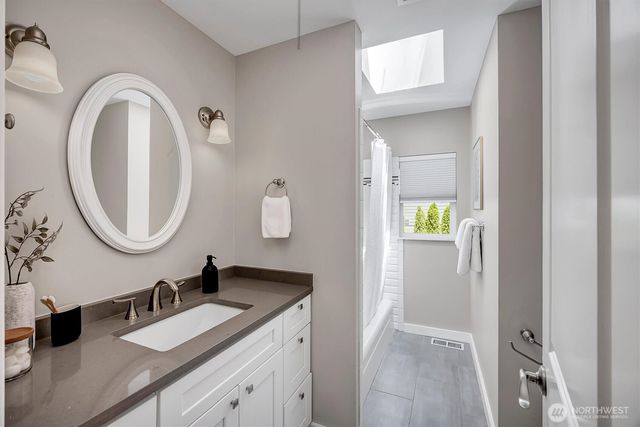 14004 SE 20th Street, Bellevue, WA 98007