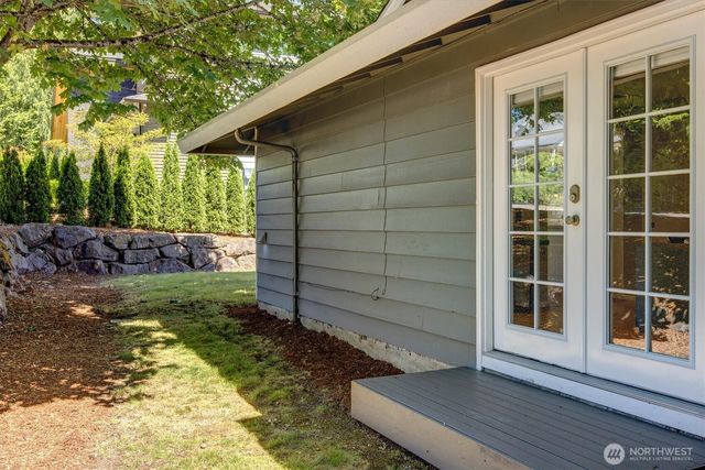 14004 SE 20th Street, Bellevue, WA 98007