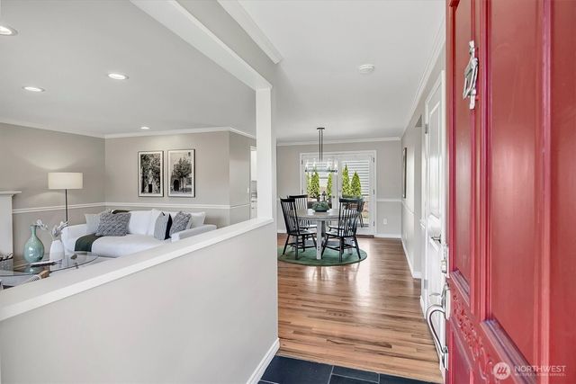 14004 SE 20th Street, Bellevue, WA 98007