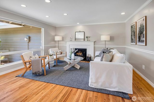 14004 SE 20th Street, Bellevue, WA 98007