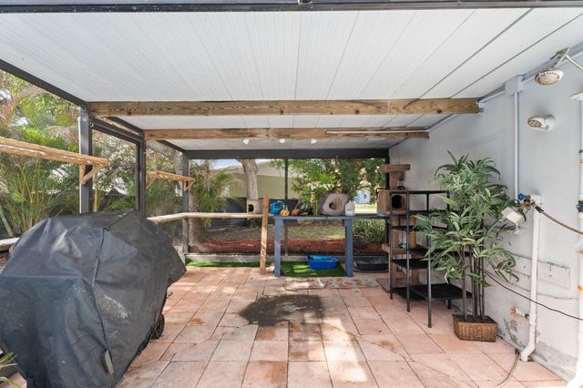 154 NE Hemet Street, Port St. Lucie, Port St Lucie, FL 34983