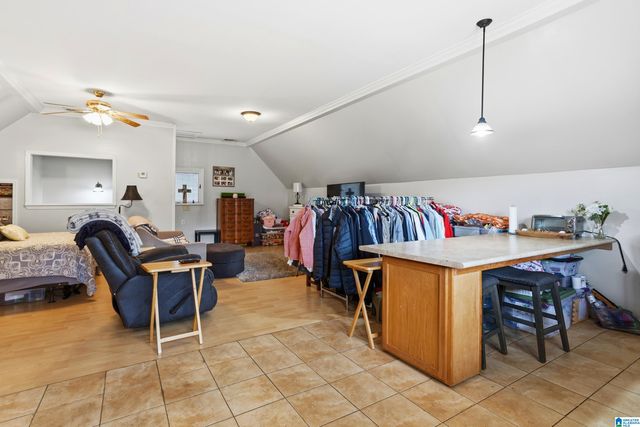 1617 POPLAR LANE, Gardendale, AL 35071