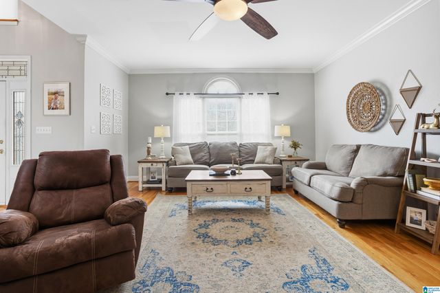 1617 POPLAR LANE, Gardendale, AL 35071