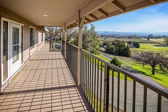 2 Katelyn Ct, Valley Springs, CA 95252