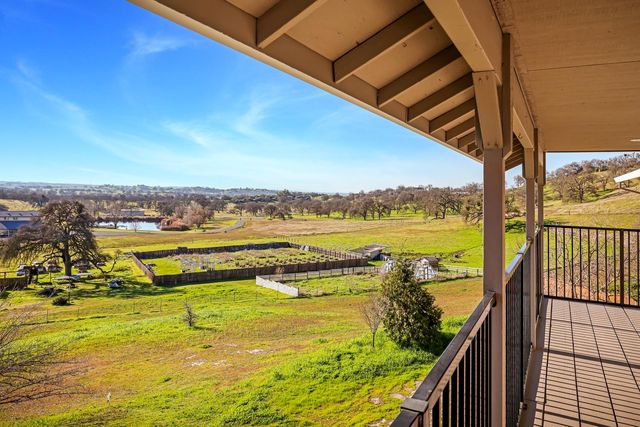 2 Katelyn Ct, Valley Springs, CA 95252