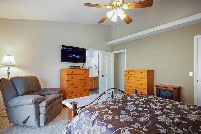 2 Katelyn Ct, Valley Springs, CA 95252