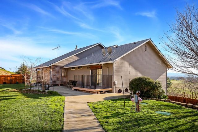 2 Katelyn Ct, Valley Springs, CA 95252