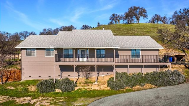 2 Katelyn Ct, Valley Springs, CA 95252