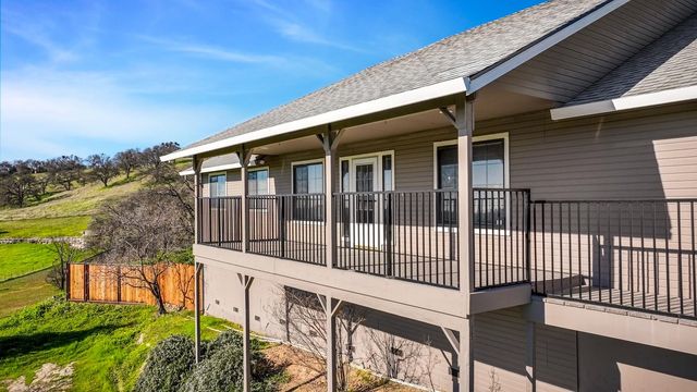 2 Katelyn Ct, Valley Springs, CA 95252