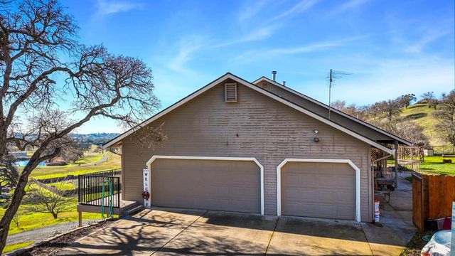 2 Katelyn Ct, Valley Springs, CA 95252