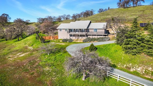 2 Katelyn Ct, Valley Springs, CA 95252