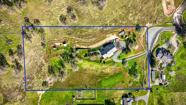 2 Katelyn Ct, Valley Springs, CA 95252