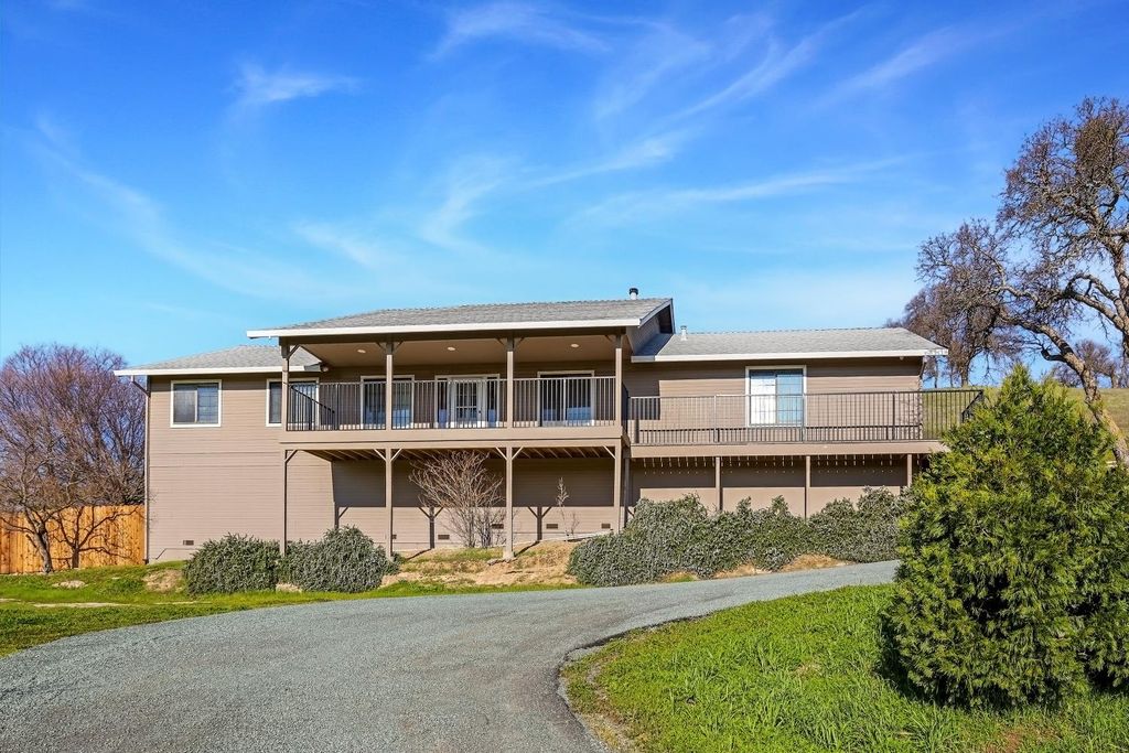 2 Katelyn Ct, Valley Springs, CA 95252