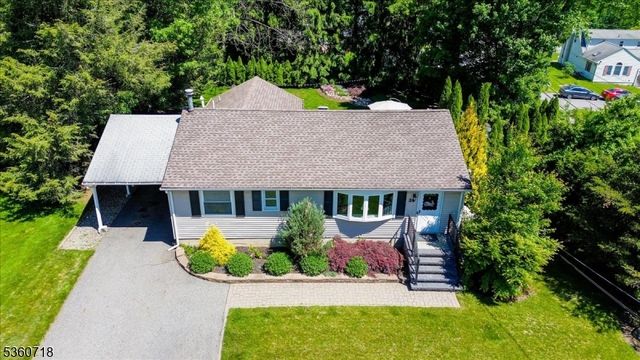 39 Mckinley Pl, West Milford Twp., NJ 07480