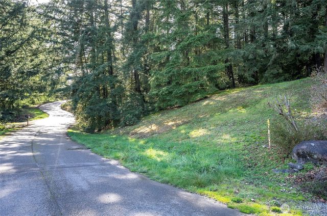 9806 Sari Lane, Gig Harbor, WA 98332