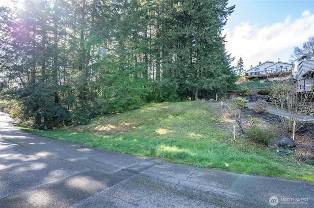 9806 Sari Lane, Gig Harbor, WA 98332
