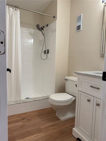 3819 N OAK DRIVE I42, Tampa, FL 33611