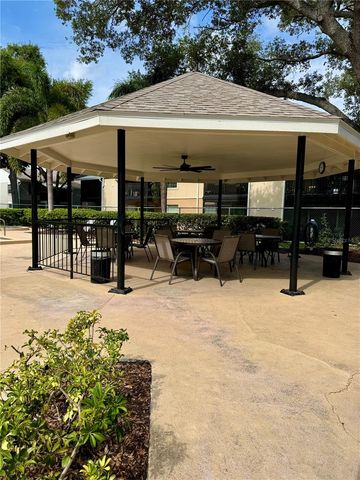 3819 N OAK DRIVE I42, Tampa, FL 33611