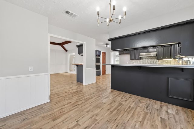 925 Manchester Drive, Conroe, TX 77304