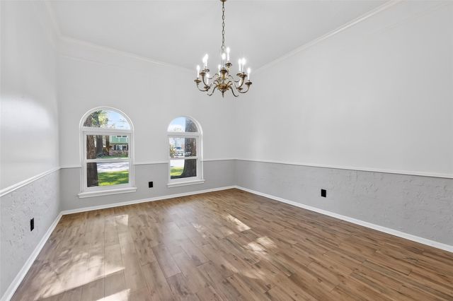 925 Manchester Drive, Conroe, TX 77304