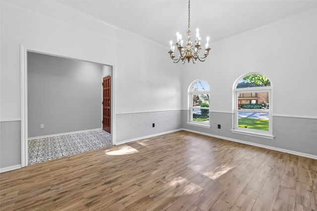 925 Manchester Drive, Conroe, TX 77304