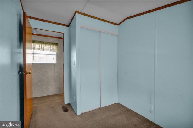 410 ALLENBROOK LN, Reading, PA 19606