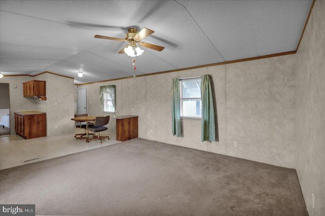 410 ALLENBROOK LN, Reading, PA 19606