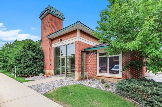 1070 Grandview Court NE 411, Columbia Heights, MN 55421
