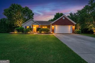 33 Glenabbey Drive, Cartersville, GA 30120