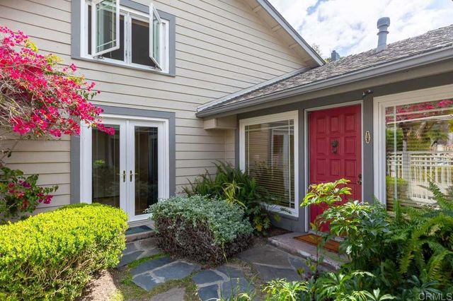 3005 Cadencia Street, Carlsbad, CA 92009