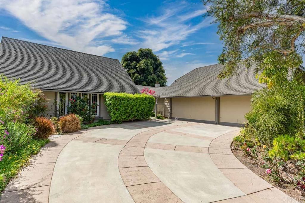 3005 Cadencia Street, Carlsbad, CA 92009